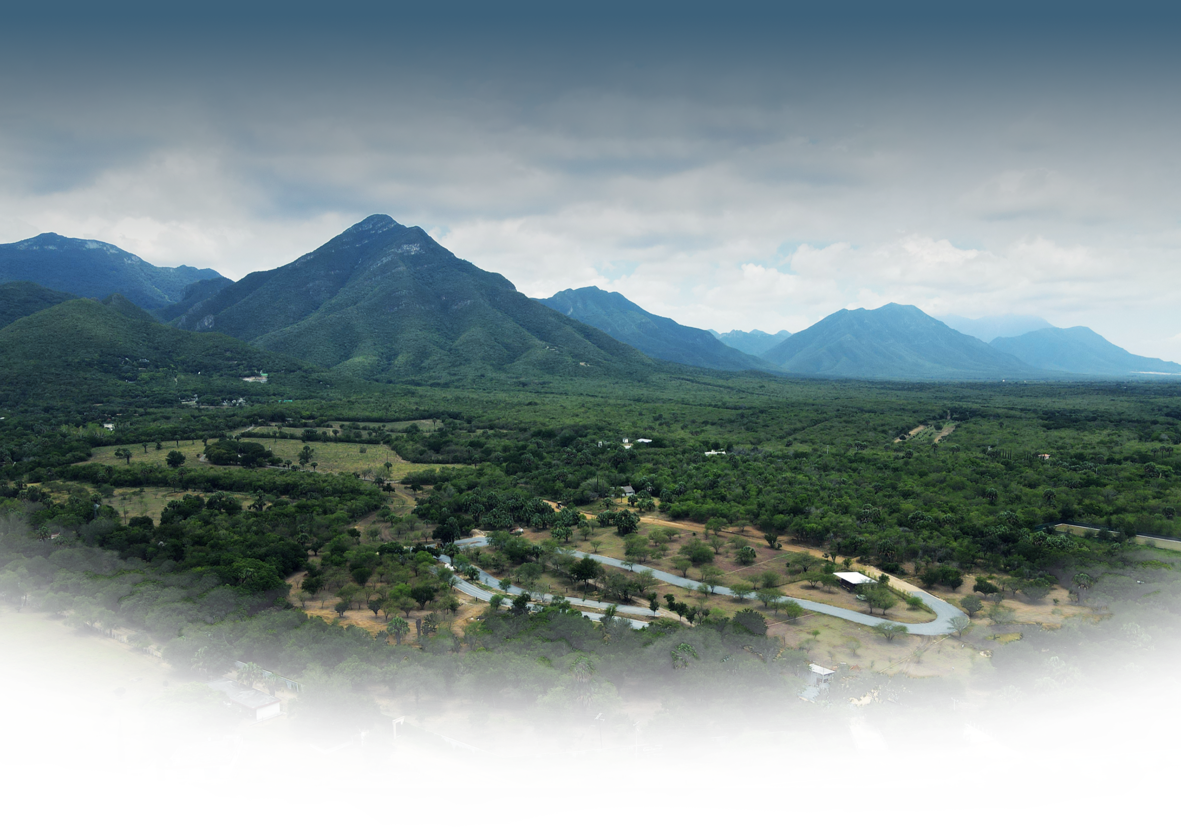 Vista aérea de Conterras y las montañas de Santiago